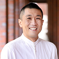 中原 淳 氏