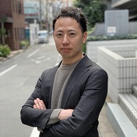 栗田 貴彬氏