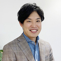 河野 慎吾氏