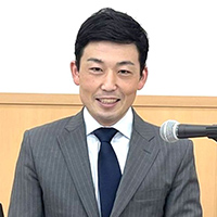 徳橋　英治氏