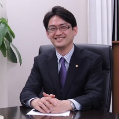 佐藤広一氏