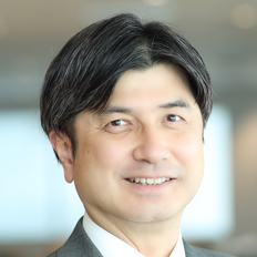 上浜 敏基 氏