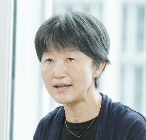 井上多恵子 氏