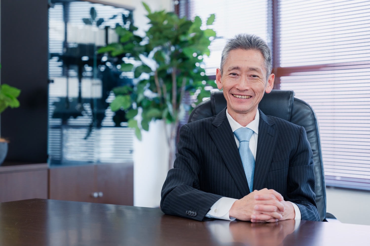 「経営者」の定義や役割とは? 主な仕事内容や必要なスキル・知識も解説 | 人事のプロを支援するHRプロ