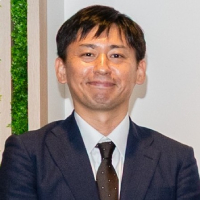 井口 雄介氏