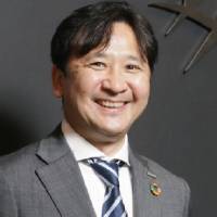 岡田 勝紀 氏