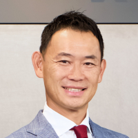 鈴村 賢治氏